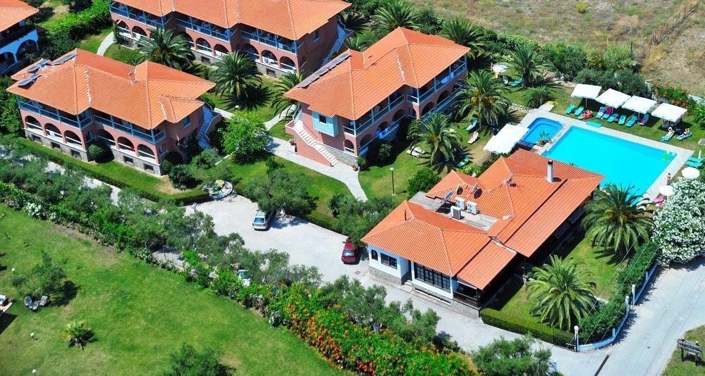 Hanioti Hotel Bagian luar foto