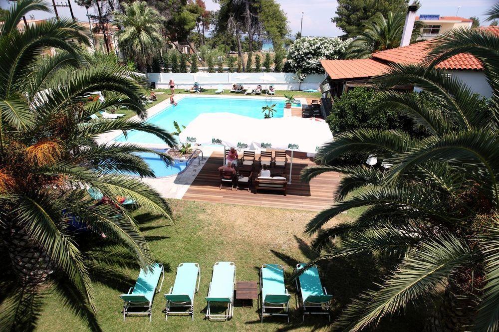 Hanioti Hotel Bagian luar foto